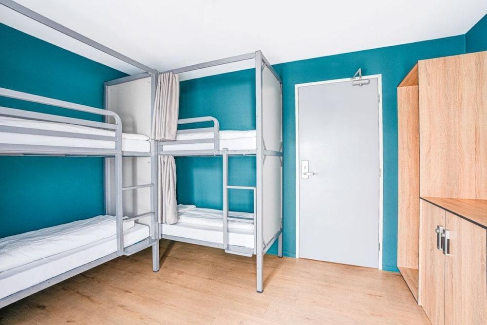 St Christophers Inn Amsterdam The Winston Room Type - Bed in a 4-Bed Mixed Dormitory Shared Bathroom