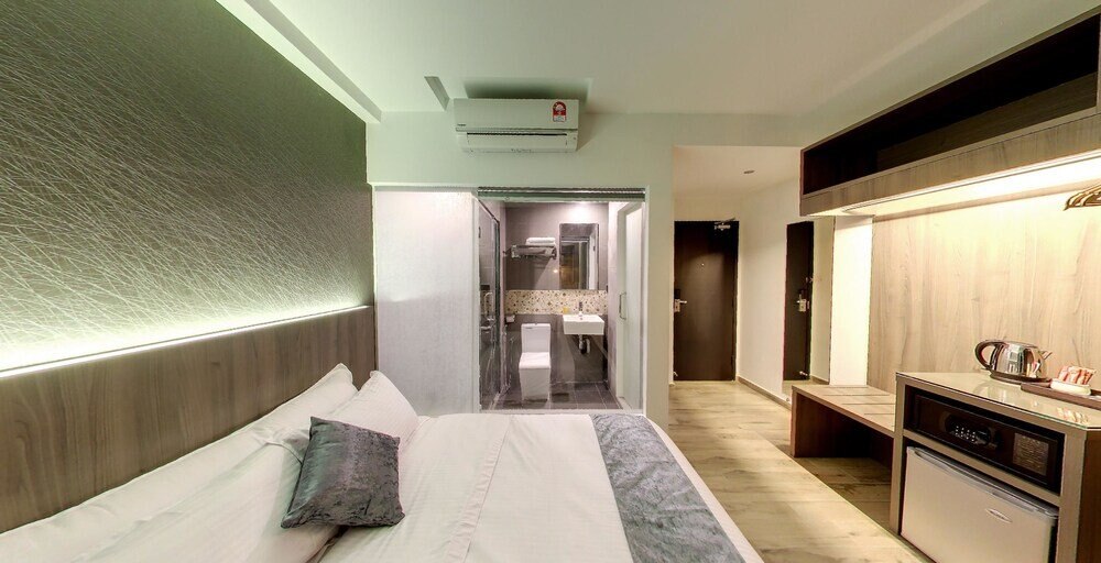 Flora by Crossroads Hotel Room Type - Standard Double Room