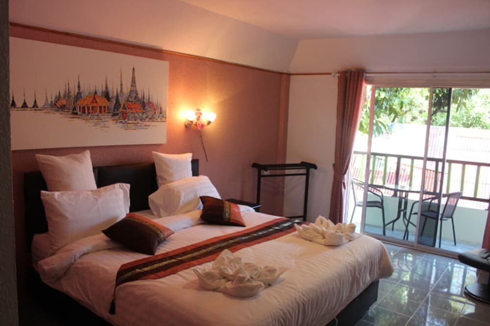 Samui Green Hotel Room Type - King Room With Balcony