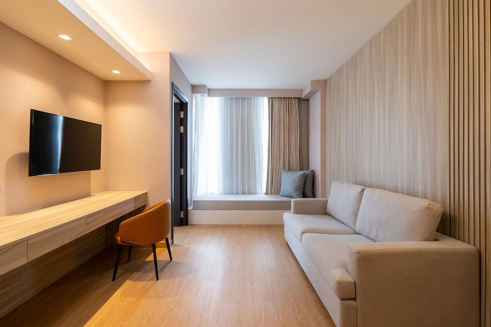 Aster Hotel and Residence Room Type - Grand Corner Suite