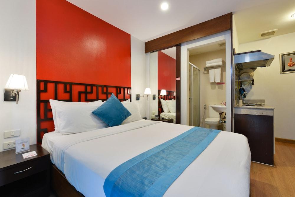 Arawana Express Chinatown Room Type - Deluxe Queen (No Window) Arawana Express Chinatown Room Type - Deluxe Queen (No Window)
