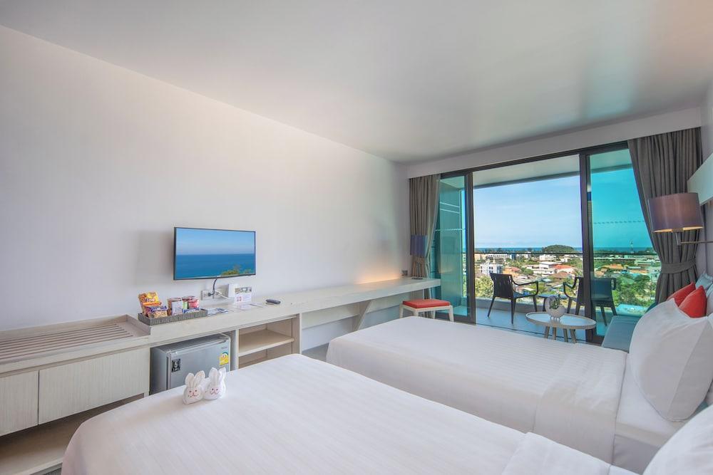 The Yama Hotel Phuket Room Type - Superior Twin Room, Sea View