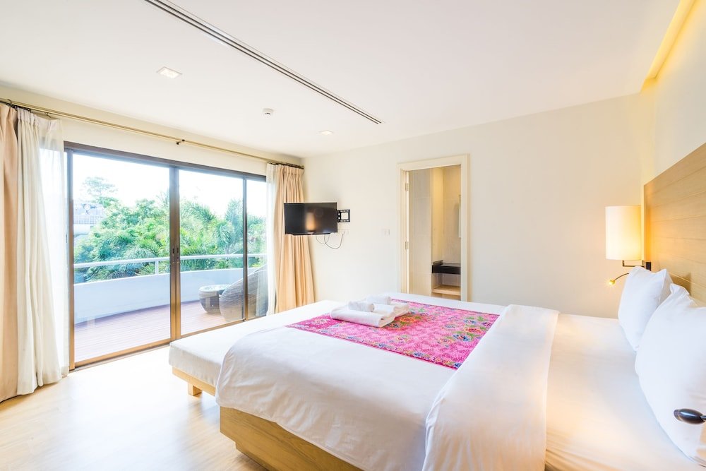 Baan Suwantawe Room Type - Deluxe Room, Balcony