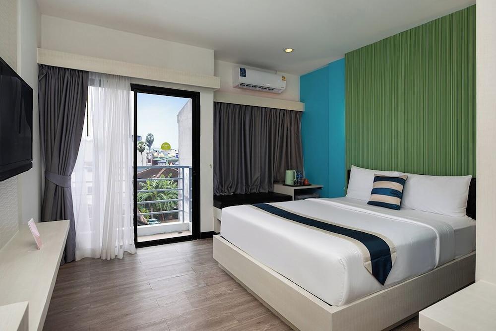 iCheck inn Chill Patong Room Type - Deluxe Double Room, Balcony