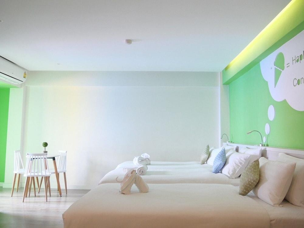 The Tint at Phuket Town Room Type - Deluxe Triple Room