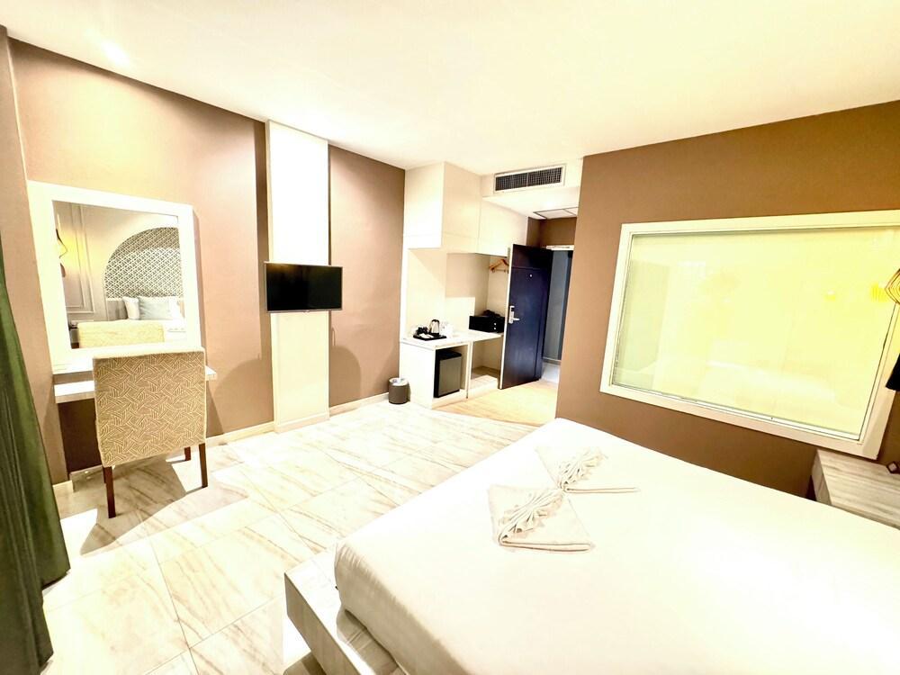 De Coze Hotel  Room Type - Superior Room Without Balcony