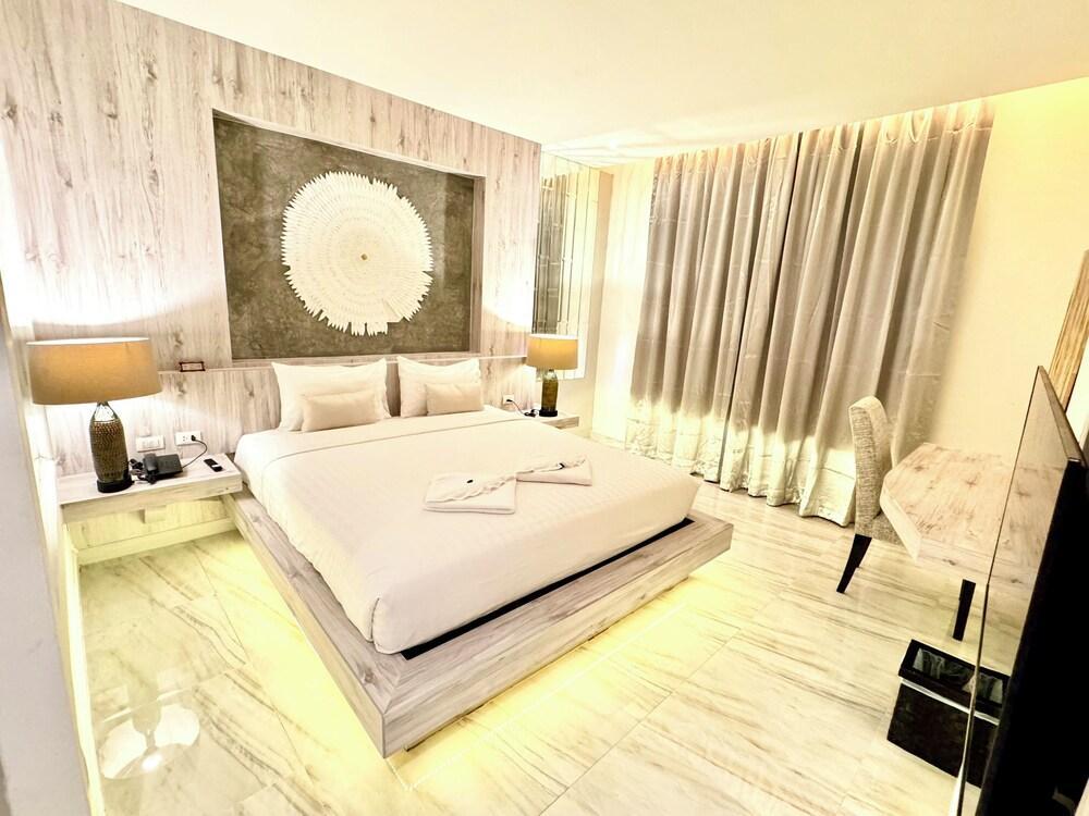 De Coze Hotel  Room Type - Suite