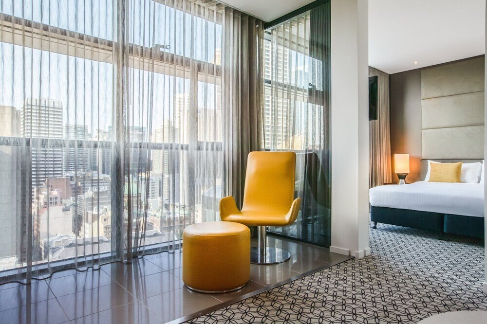 Fraser Suites Sydney - Tap to explore photos