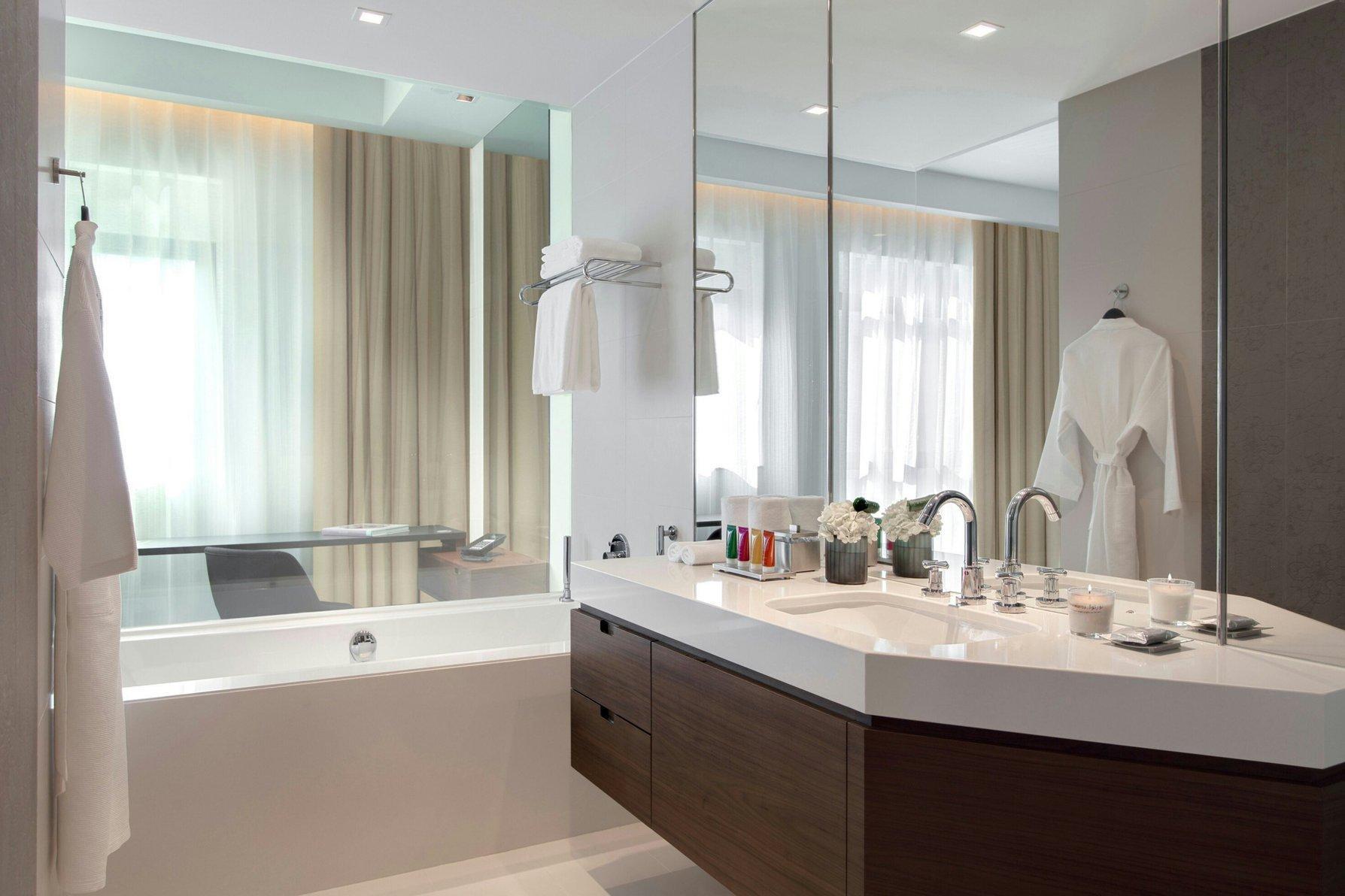 The Heritage Hotel, Autograph Collection Room Type - Deluxe Guest room, 2 Twin, Pool view, Poolside