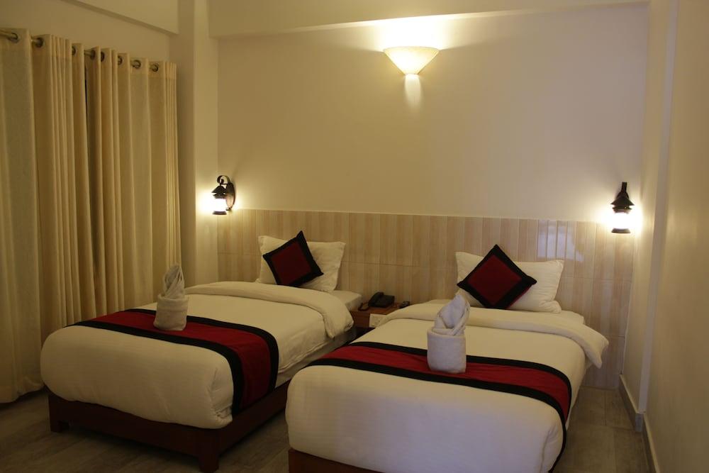 Hotel City Inn @ Fewa Lake - Tap to explore photos