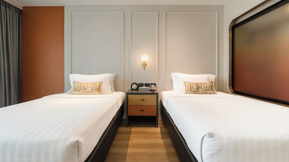 A-One Bangkok Hotel Room Type - Deluxe Twin Room