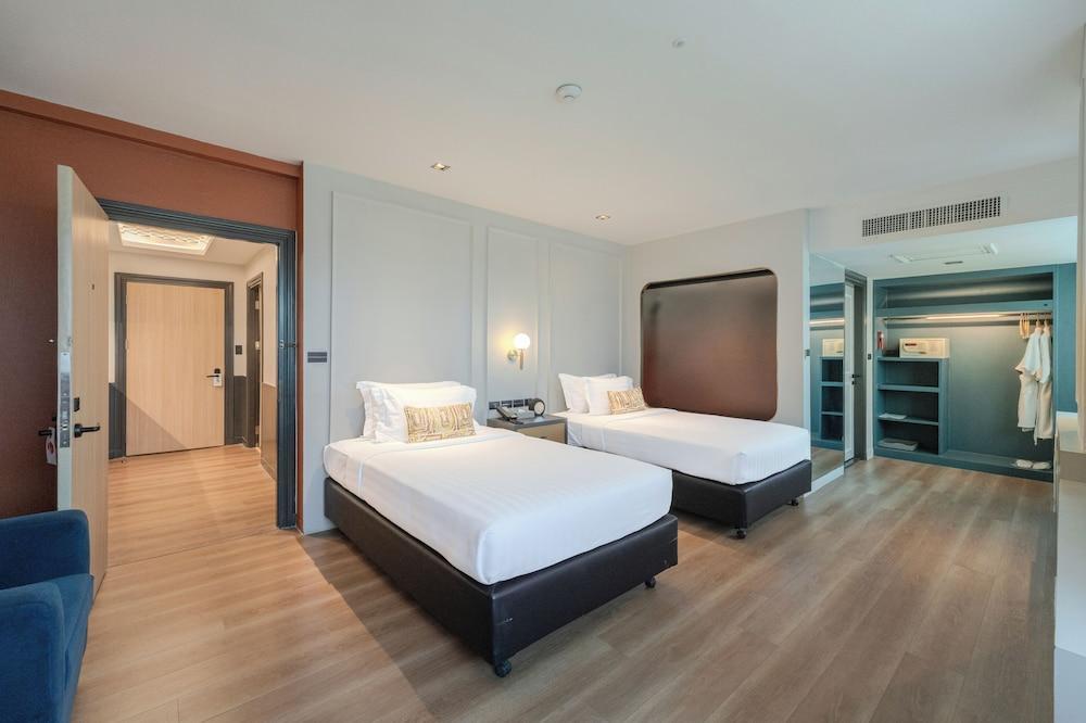 A-One Bangkok Hotel Room Type - Junior Suite (2 Bedrooms)
