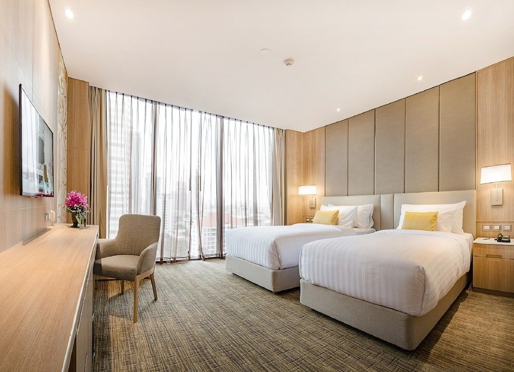SKYVIEW Hotel Bangkok - Em District Sukhumvit 24 Room Type - Premier Twin Room