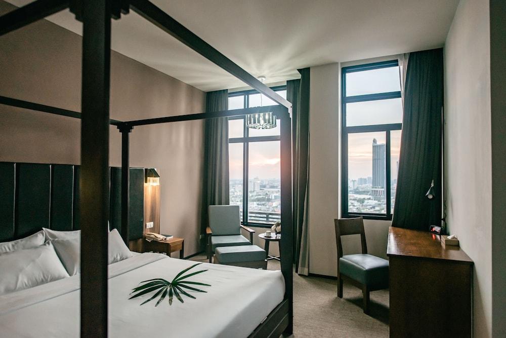Grand Howard Hotel Room Type - Deluxe Suite