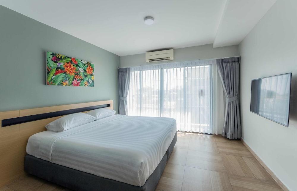 Chiva Bangkok Hotel Room Type - Suite, 1 Bedroom