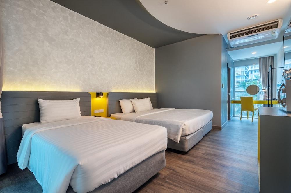 Qiu Hotel Sukhumvit - BTS On Nut Station Room Type - Deluxe Room Triple 