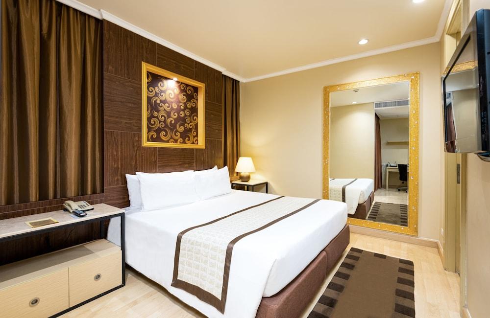 Admiral Premier Bangkok Room Type - Grand One Bedroom Suite