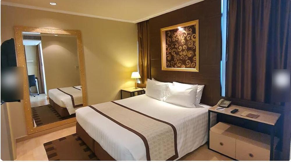 Admiral Premier Bangkok Room Type - Grand One-Bedroom Plus