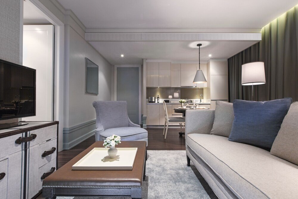 Oriental Residence Room Type - Suite, 1 Bedroom