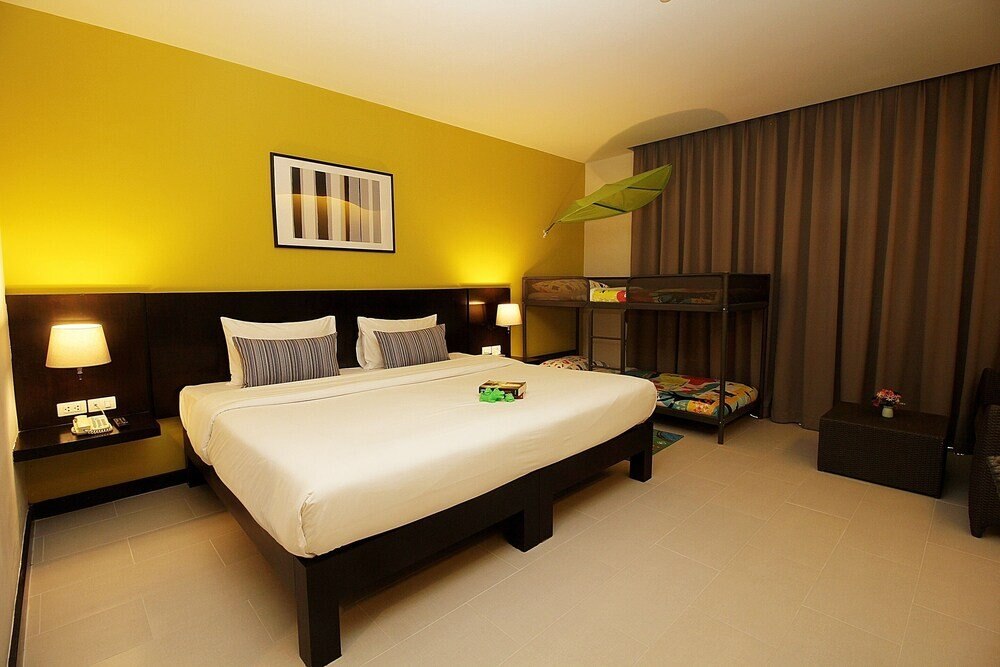 Simplitel Hotel Room Type - Family Room