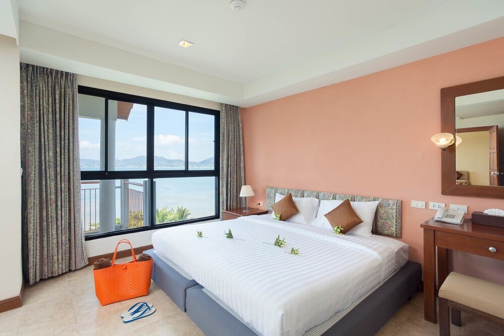 By the Sea Room Type - Superior 1 Bedroom