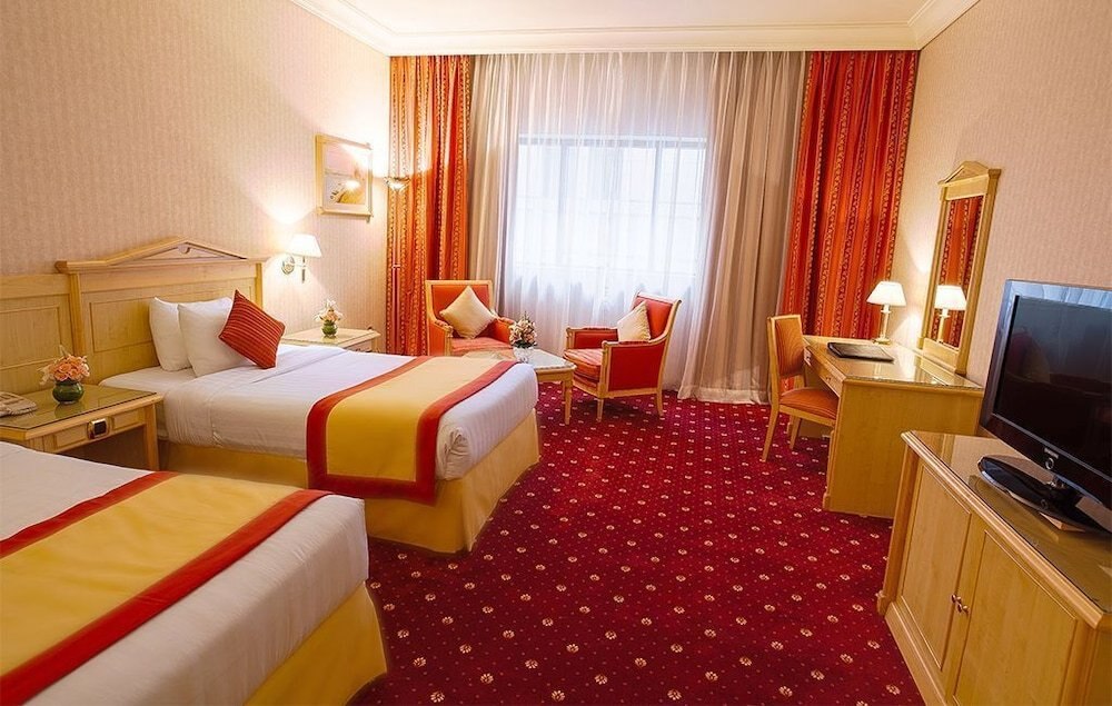 Capitol Hotel Room Type - Executive Twin Room