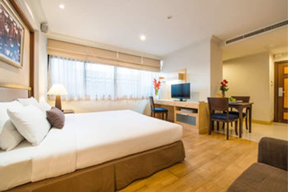 The Key Sukhumvit Bangkok Room Type - Executive Corner  Room