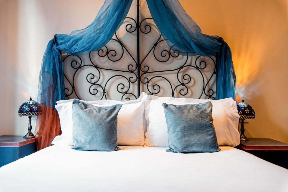 Villa Royale Montsouris Room Type - Classic Room