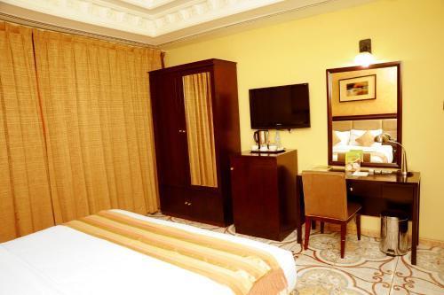 Al Jazeera Royal Hotel - Tap to explore photos