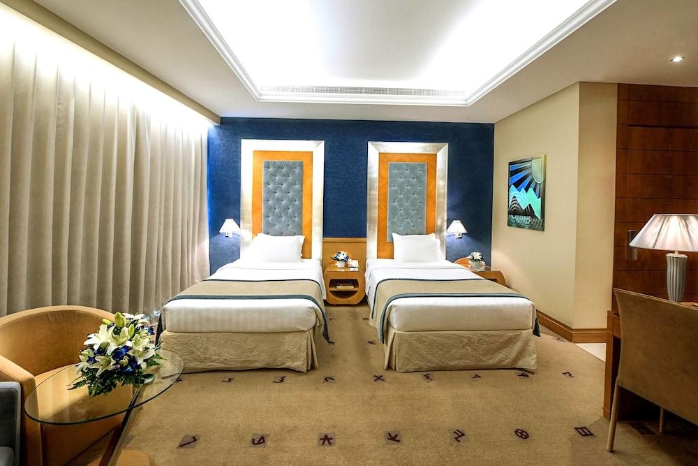 Social Hotel Room Type - Standard Twin Room