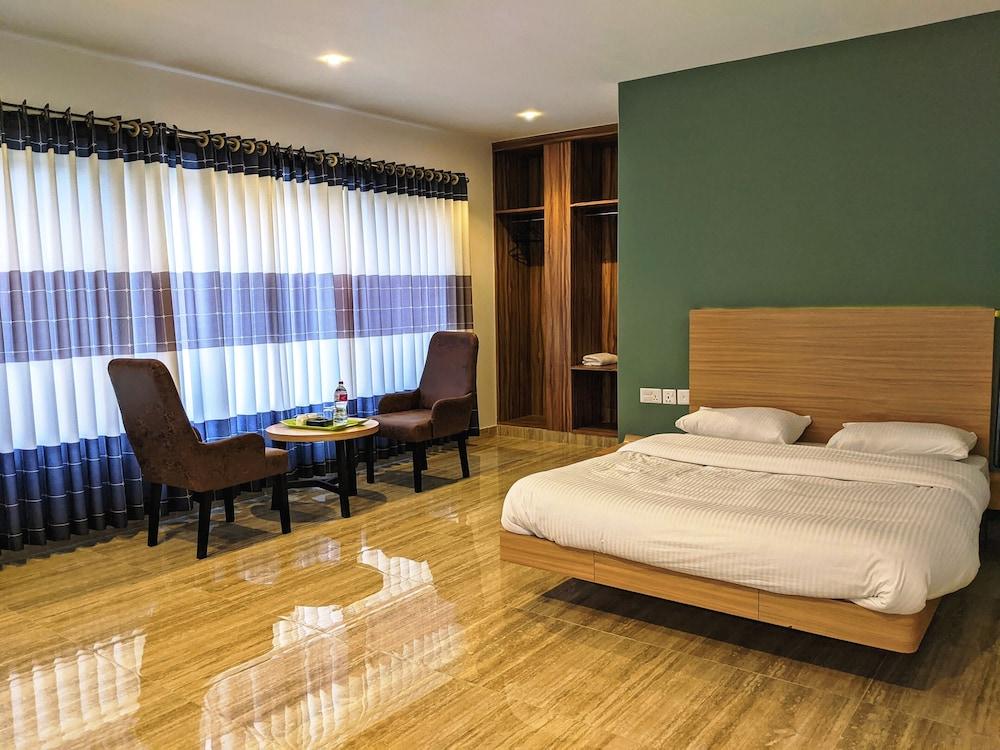 Gantavya Resort Room Type - Deluxe Double or Twin Room