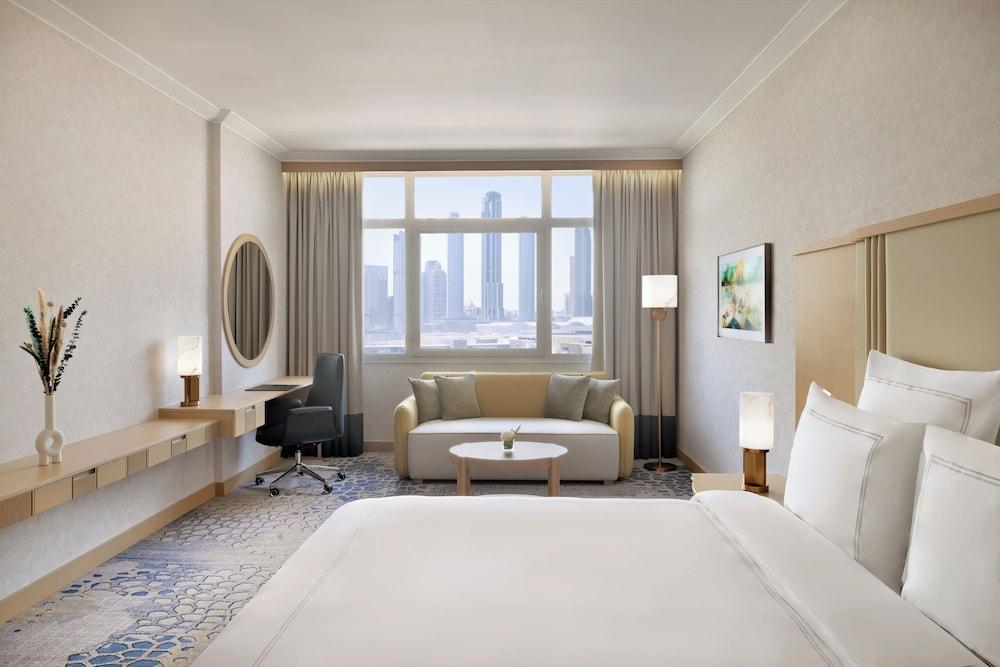 Swissotel Al Murooj Room Type - Classic Room King