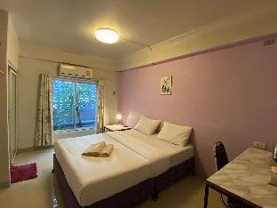 SidaRe Bed and Breakfast - Tap to explore photos