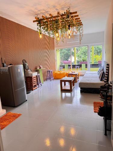 Hostel Republic at Galle Face - Tap to explore photos