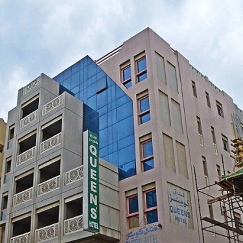 Queen's Hotel