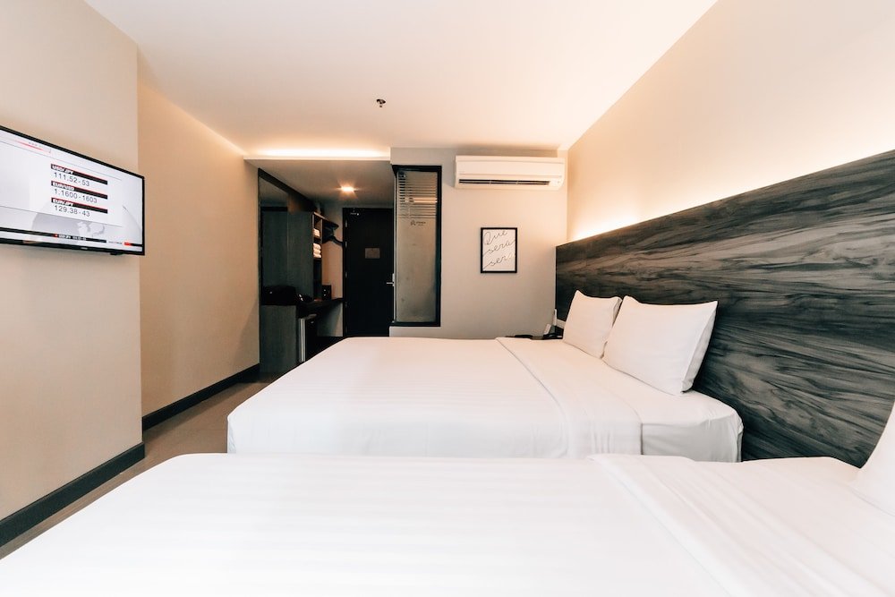 Spenza Hotel Room Type - Deluxe Triple Room