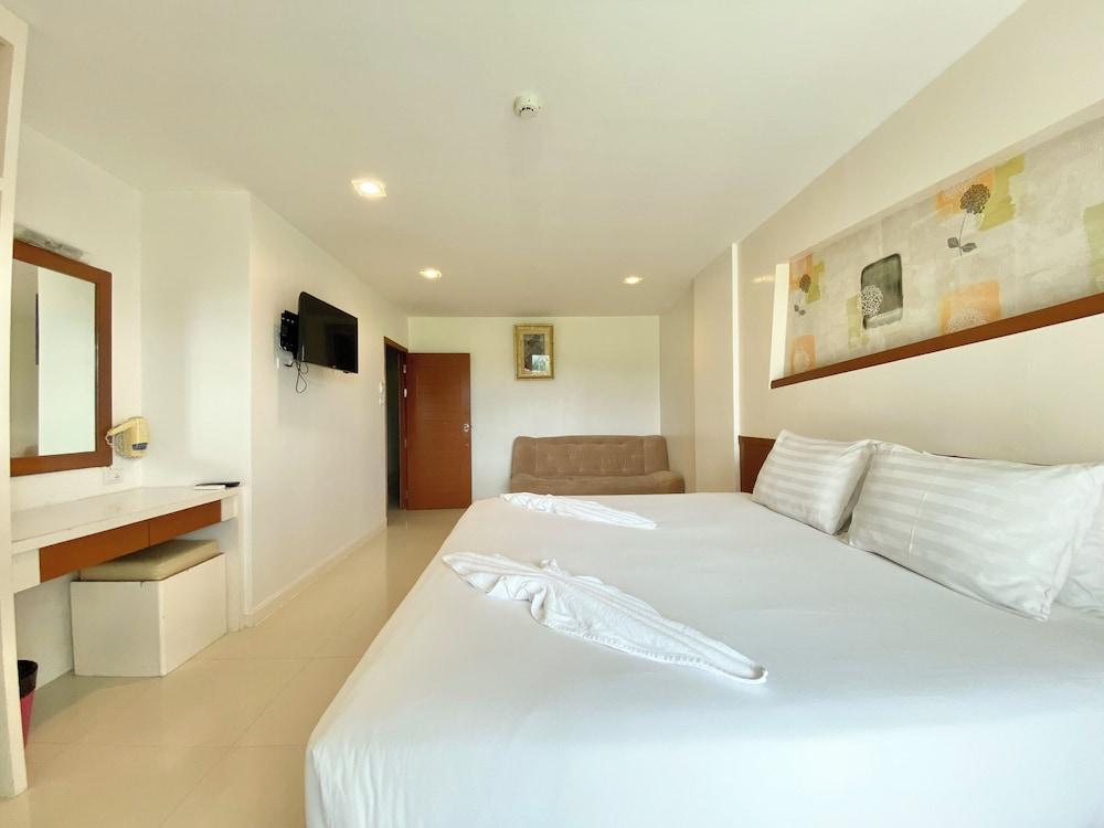 Patong Platinums Room Type - Superior Room