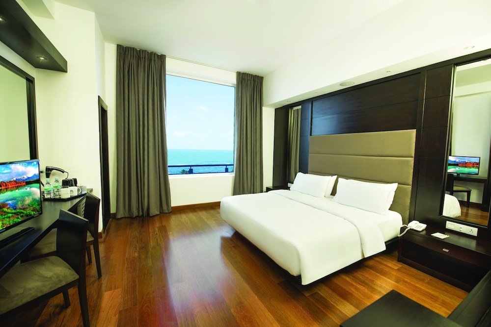 Fair View Hotel Colombo Room Type - Deluxe Double Room