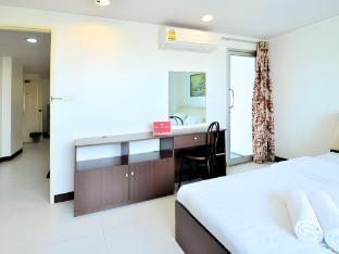 Aryan Suites Hotel