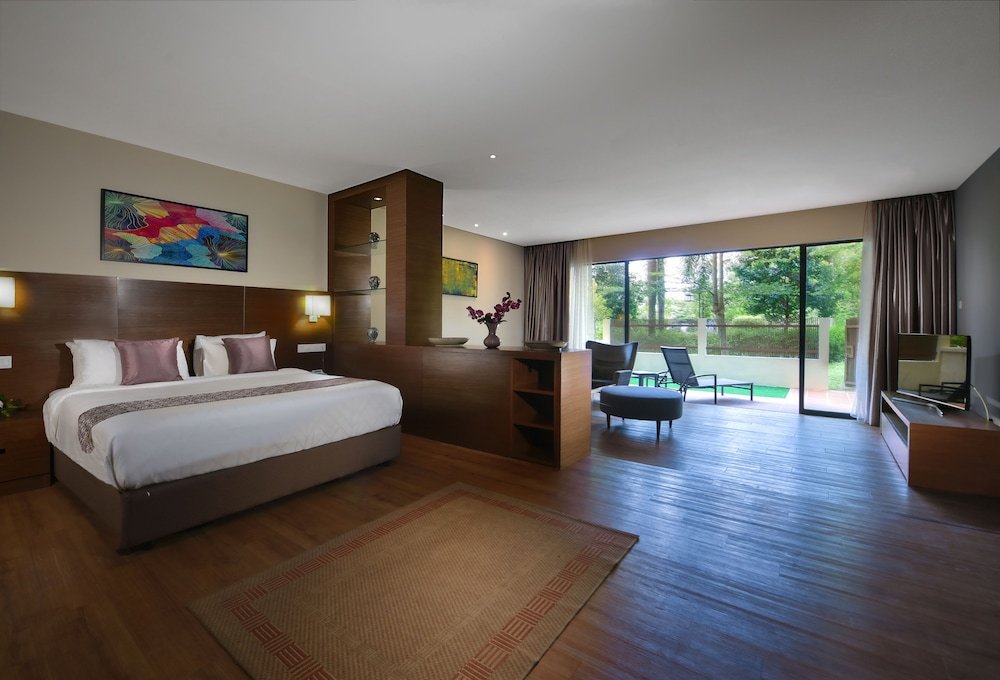 Bella Vista Waterfront Resort Room Type - Garden Suites