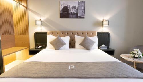 President Hotel Bur Dubai - Tap to explore photos