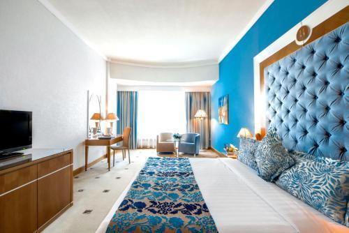 Marina Byblos Hotel Room Type - Junior Suite City View - Staycation Package (Early check-in 11am & late check-out at 4pm, 30% off F& Marina Byblos Hotel Room Type - Junior Suite City View - Staycation Package (Early check-in 11am & late check-out at 4pm, 30% off F&