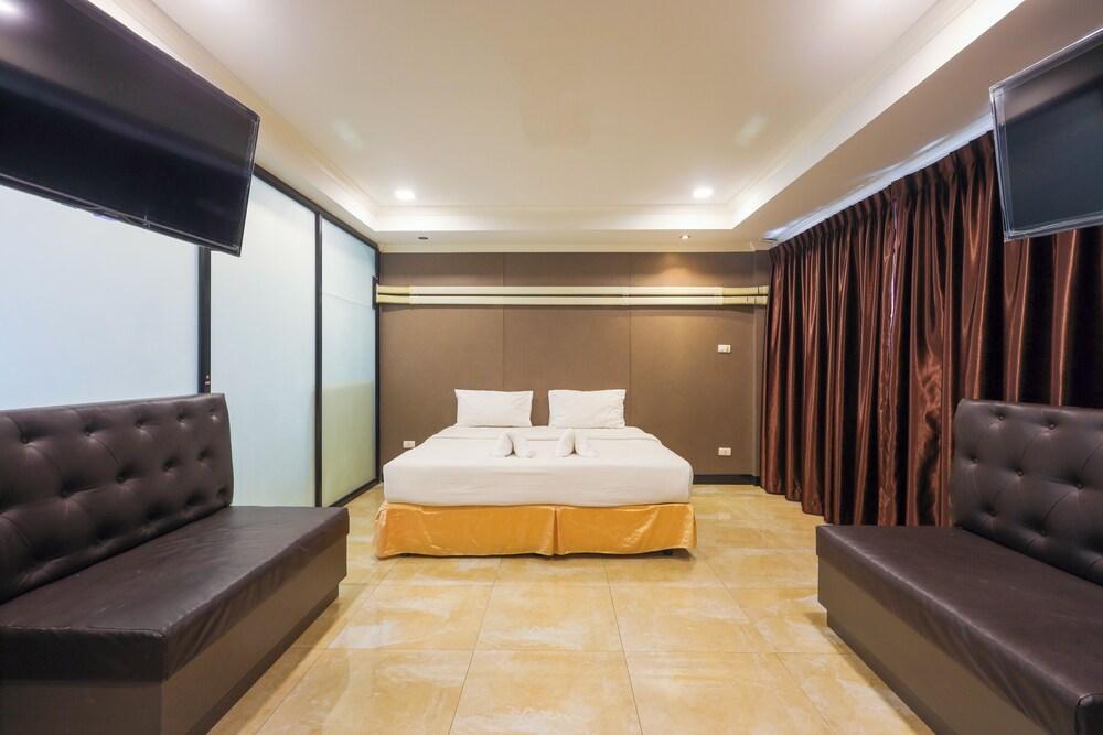 Land Royal Residence Pattaya Room Type - Family Room