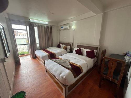 Om Tara Guest House - Tap to explore photos
