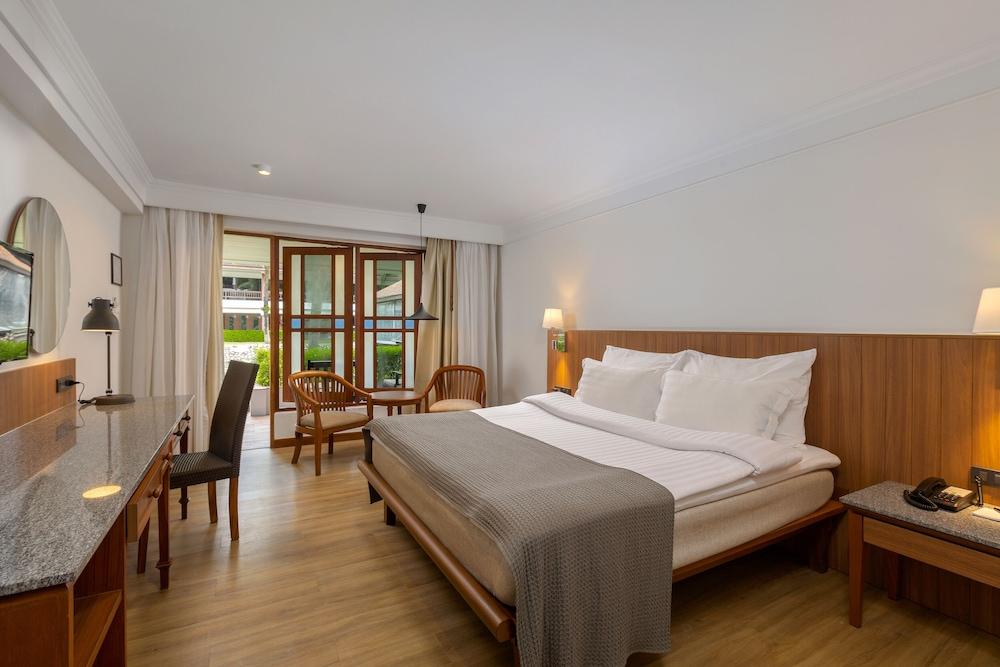 Sunprime Kamala Beach Room Type - Deluxe Room, Terrace, Ground Floor Sunprime Kamala Beach Room Type - Deluxe Room, Terrace, Ground Floor