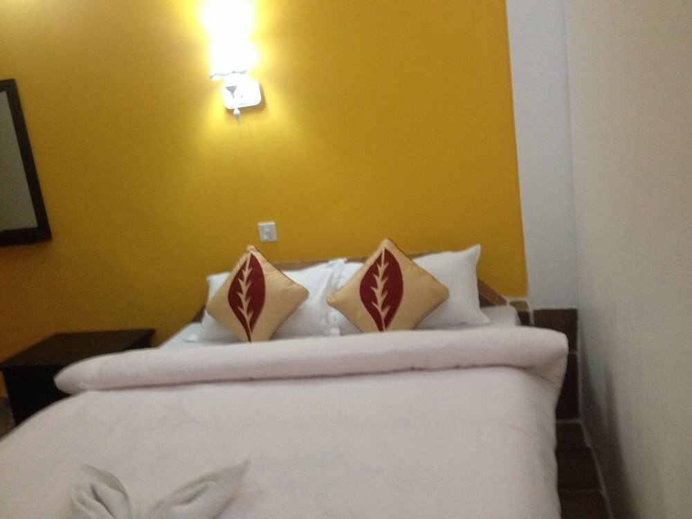 Bishnu Homestay Room Type - Deluxe Double or Twin Room, Balcony, Lake View