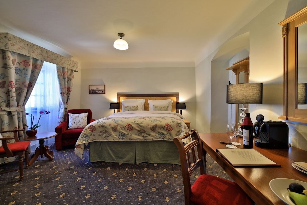 Hotel Questenberg Room Type - Deluxe Room