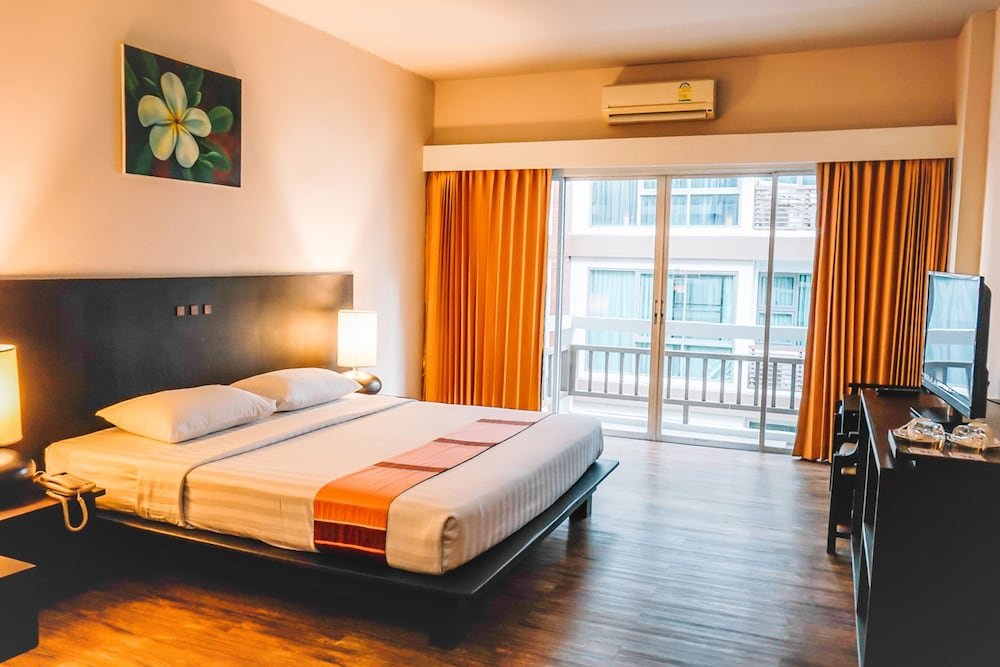 Kokotel Pattaya South Beach Room Type - Deluxe Triple Room
