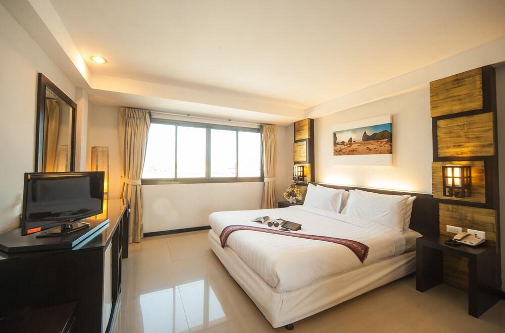 Crystal Inn Phuket Room Type - Standard Twin Room