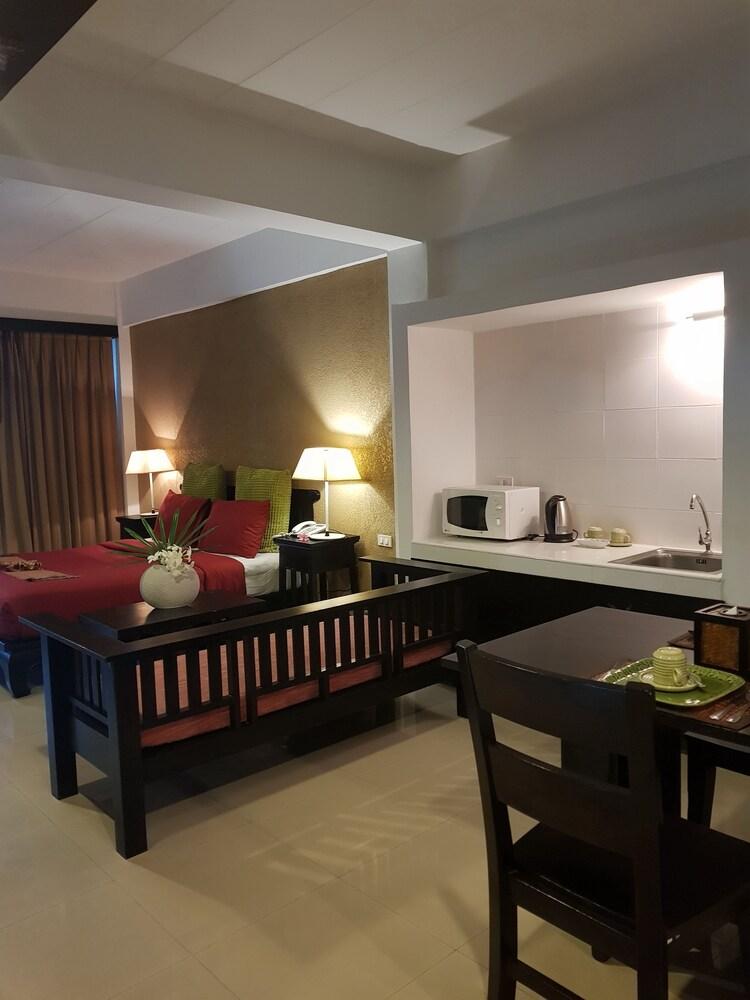 Siam Piman Hotel Room Type - Grand Deluxe room